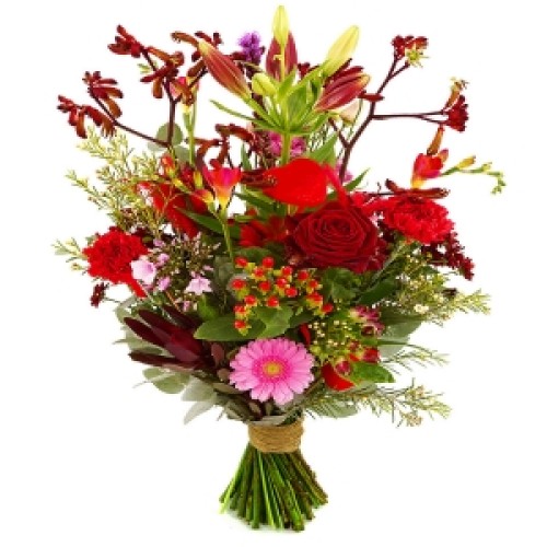 A romantic surprise! (Bouquet the romantic surprise bigger)